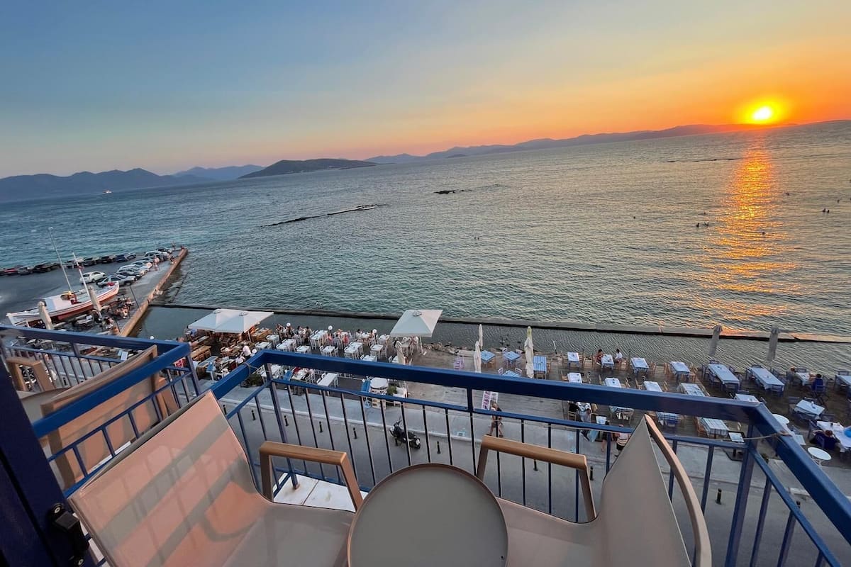Double or Twin Room, Balcony, Sea View | Desk, free WiFi