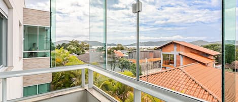 Basic Apartment | Interior