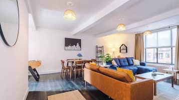 TV, fireplace, video games, offices