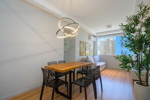 Basic Apartment | Dining - Charming Apartment in Downtown Floripa Edc402 (Florianópolis)