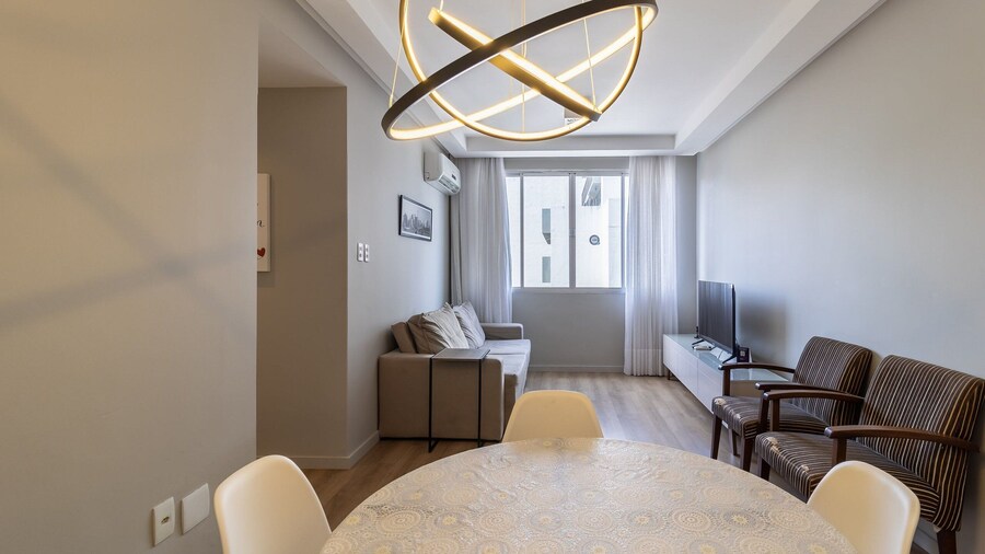 Charming Apartment in Downtown Floripa Edc402