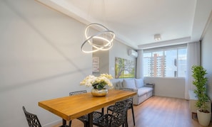 Basic Apartment | Dining - Charming Apartment in Downtown Floripa Edc402 (Florianópolis)