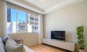 Basic Apartment | Living area - Charming Apartment in Downtown Floripa Edc402 (Florianópolis)