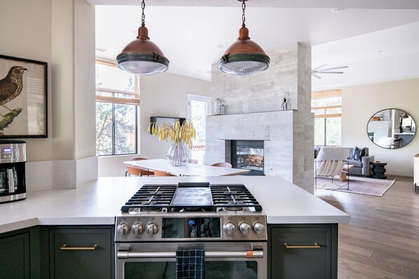 Microwave, oven, stovetop, dishwasher