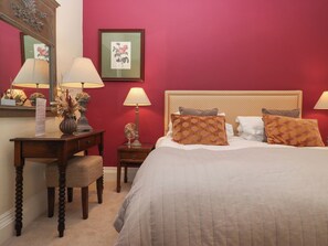 Individually decorated, individually furnished - Dorothy (Ambleside)