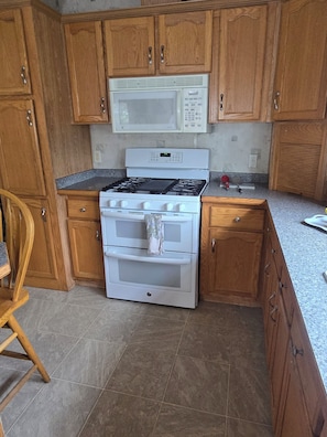 Microwave, oven, stovetop, dishwasher