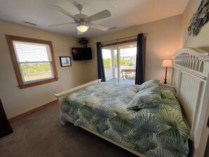 4 bedrooms, free WiFi, bed sheets