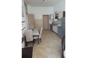 Dining - Apartman Vujović1 (Budva)