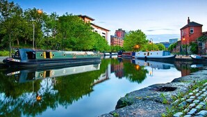 Shared Dormitory, 1 Bedroom | Exterior - Room-quiet Spacious Room in Salford-sams (Salford)