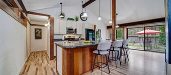 Light, Bright & Beautifully Updated in Graeagle Meadows