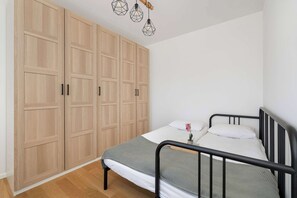 1 Schlafzimmer, Bügeleisen/Bügelbrett, Reisekinderbett, WLAN