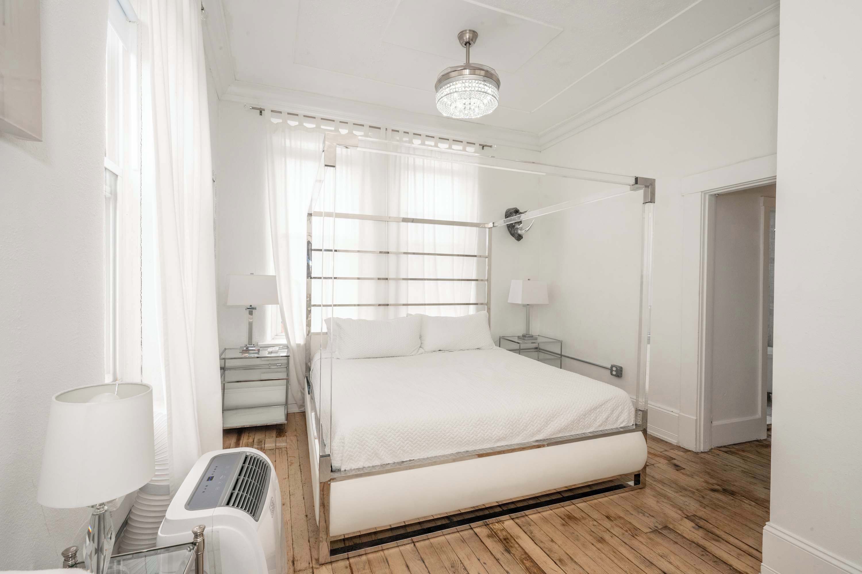 3 Schlafzimmer, Schreibtisch, Bügeleisen/Bügelbrett, WLAN