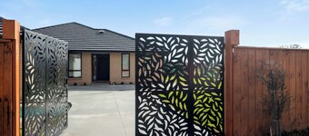 The Settlers Stay - Reporoa Holiday Home