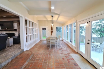 Big Lake Gathering Place - Gather & Make Lasting Memories with Friends & Family