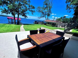 Outdoor dining - Big Lake Gathering Place - Gather & Make Lasting Memories with Friends & Family (Farmerville)
