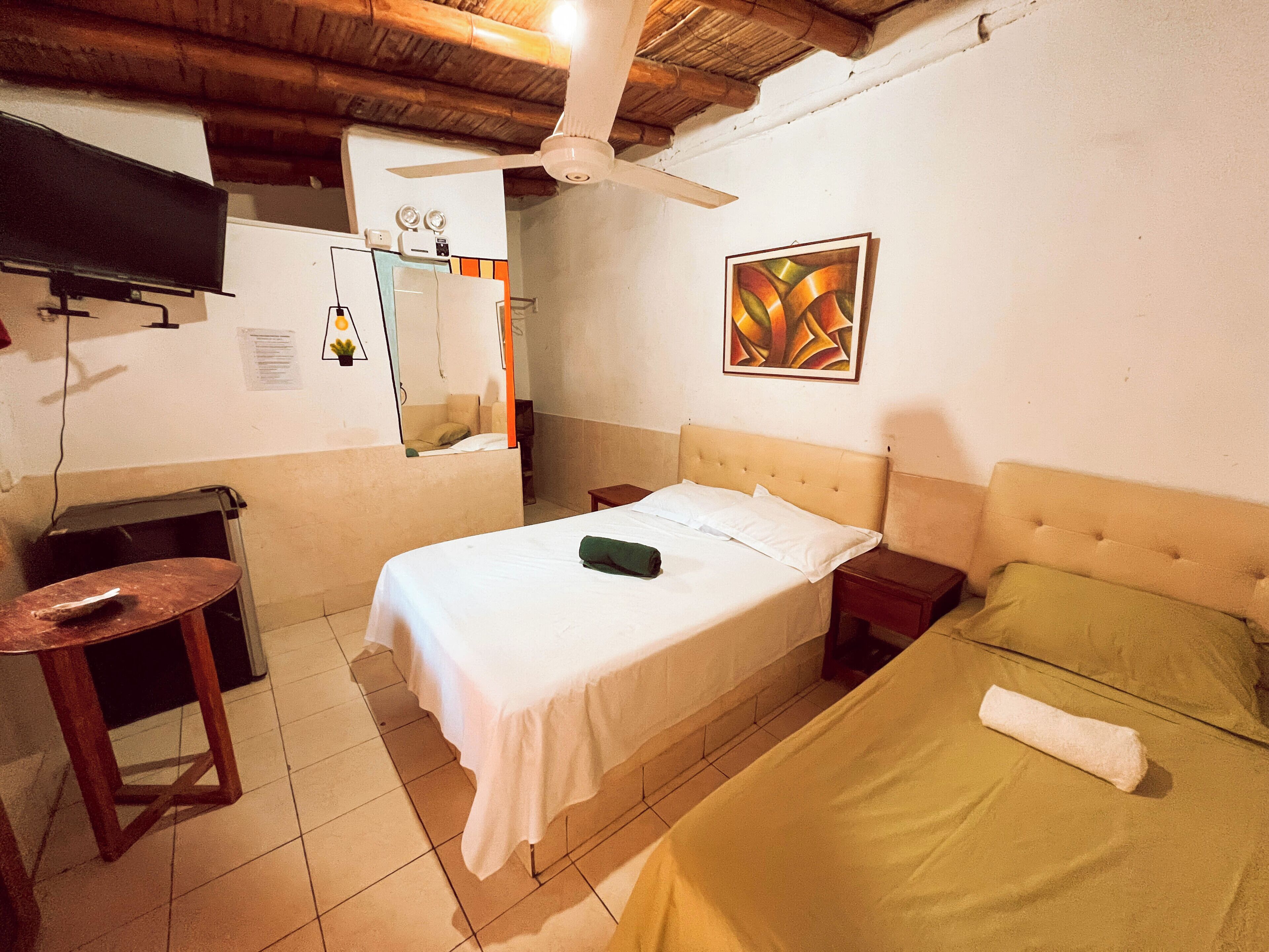 Classic Triple Room | Free WiFi, bed sheets