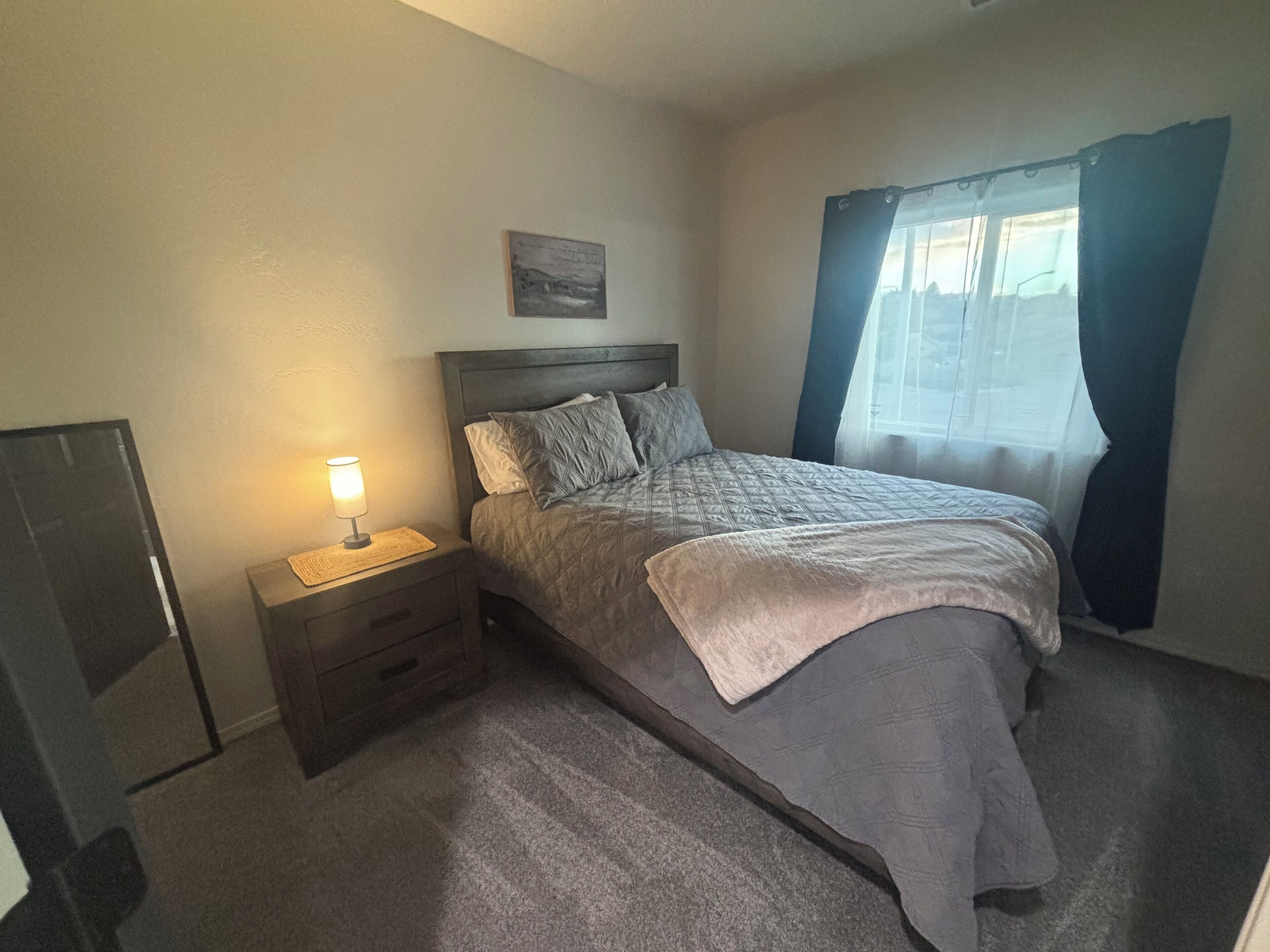 3 slaapkamers, een kluis op de kamer, een strijkplank/strijkijzer