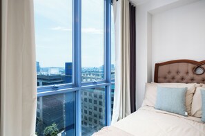 Deluxe Studio | City view