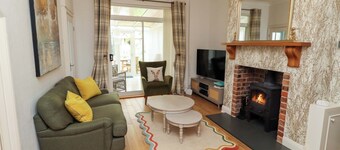 Rose Briar Cottage