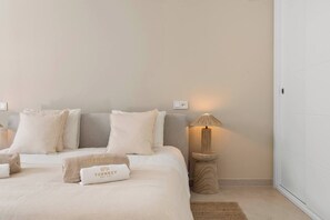 2 bedrooms, iron/ironing board, travel cot, free WiFi