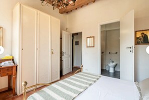 熨斗/熨衣板、上网接入、床单