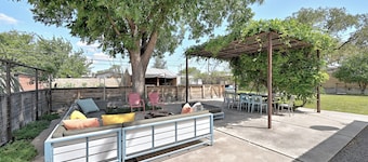 Corte del Norte, a compound of 3 houses and fabulous outdoor spaces!