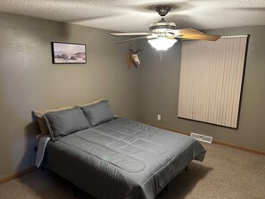 2 makuuhuonetta, Wi-Fi, vuodevaatteet