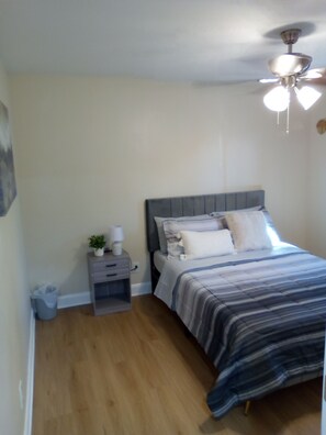3 Schlafzimmer, Bügeleisen/Bügelbrett, WLAN, Bettwäsche