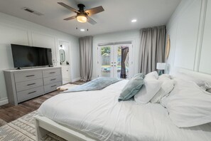 4 soverom, skrivebord, strykejern/-brett og wi-fi