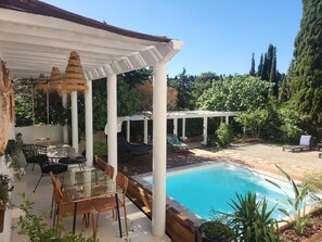 Outdoor pool - Maisonnette with swimming pool, and dogs subject to acceptance (t10€/jr) (Béziers)