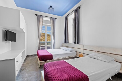 Ermioni View Seaside Rooms 