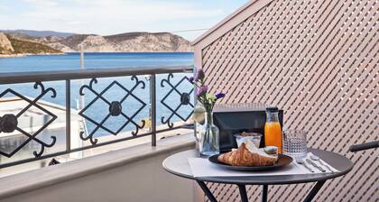 Ermioni View Seaside Rooms