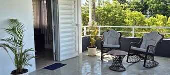 Discover a haven of peace and comfort so close to the beach!