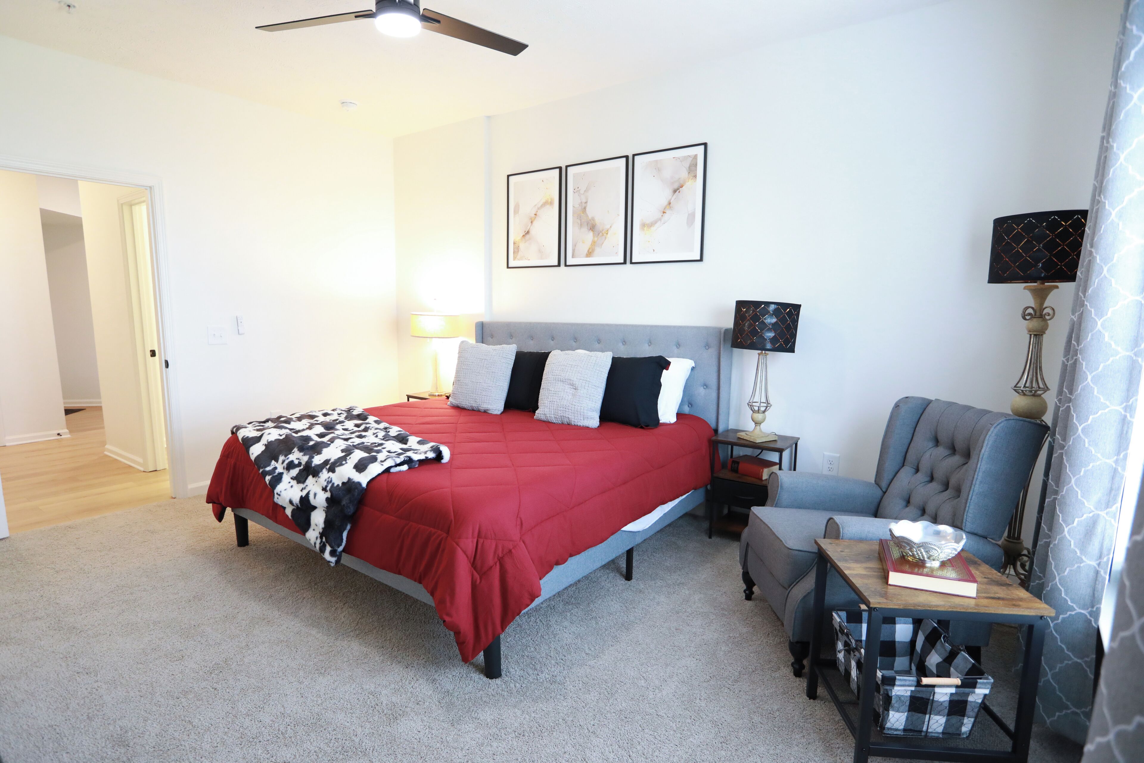 3 bedrooms, WiFi, bed sheets, wheelchair access