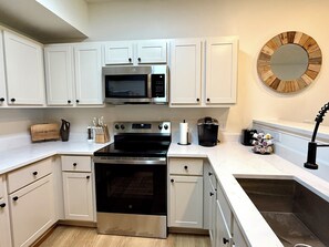 Microwave, oven, stovetop, dishwasher