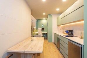 Fridge, microwave, oven, dishwasher