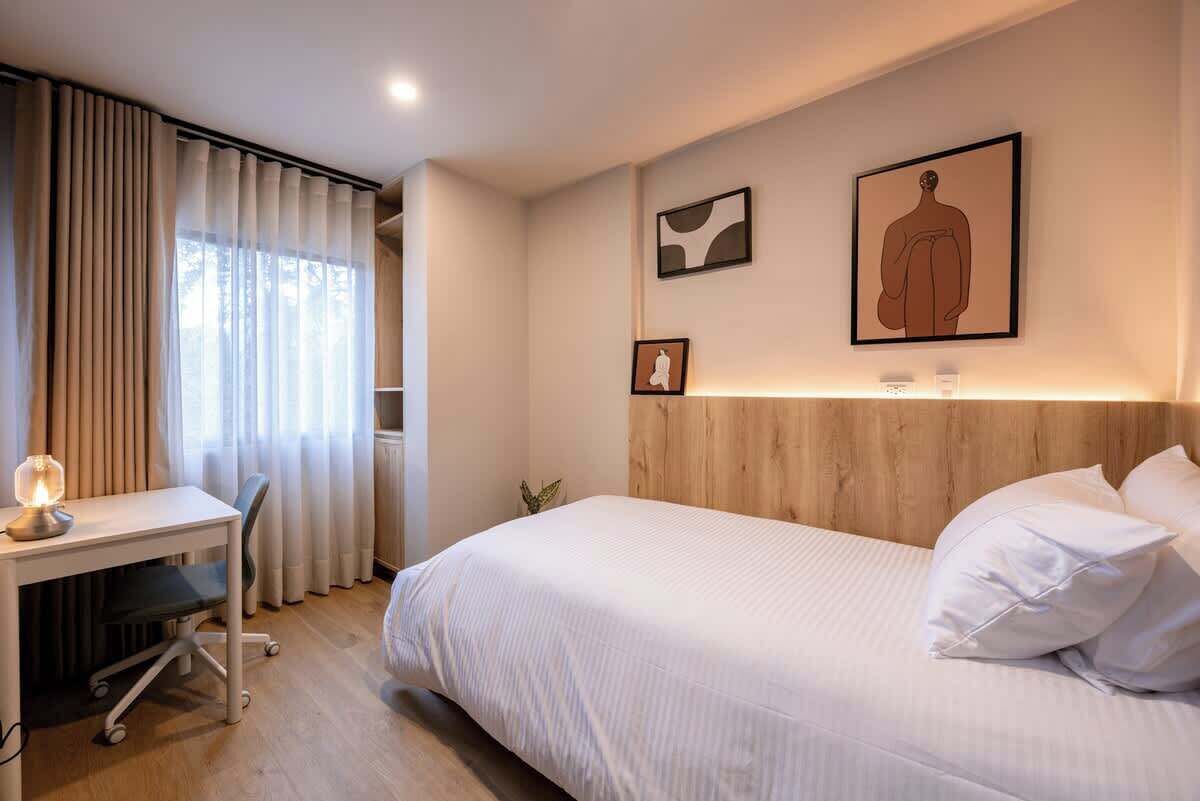 3 bedrooms, WiFi, bed sheets