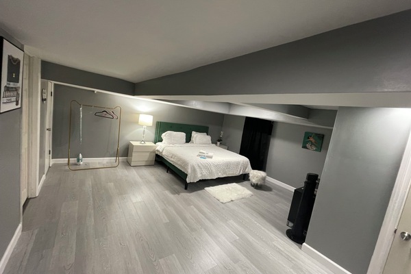 6 dormitorios, escritorio, tabla de planchar con plancha y wifi