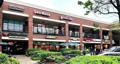 Feel at home in our 2 Bed 2 Bathroom, pool view, game room, palace in Atlanta.