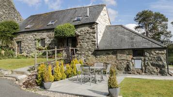 Khu ẩm thực ngoài trời