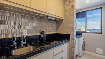 Basic Apartment | Private kitchen