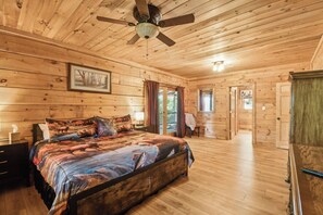 2 Schlafzimmer, Bügeleisen/Bügelbrett, kostenloses WLAN, Bettwäsche