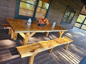 Outdoor dining - Great Smoky Mountain, Hot Tub, Mins to Dollywood (Kodak)