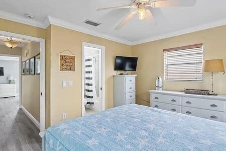 3 quartos, ferros/tábuas de passar roupa, Wi-Fi, roupa de cama