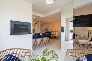 Basic Apartment | Interior