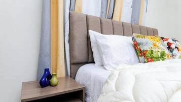 3 bedrooms, internet, bed sheets