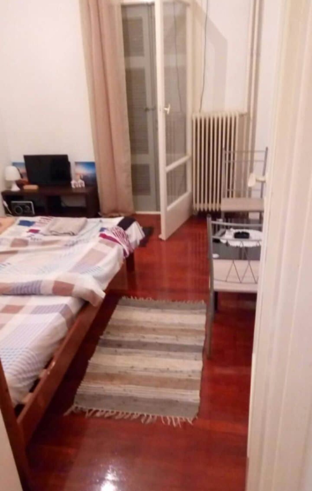 1 Schlafzimmer, Bügeleisen/Bügelbrett