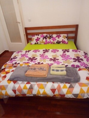 1 Schlafzimmer, Bügeleisen/Bügelbrett