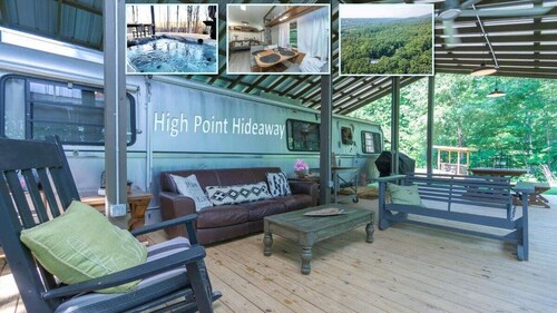 High Point Hide-A-Way w/ Internet and a Hot Tub!