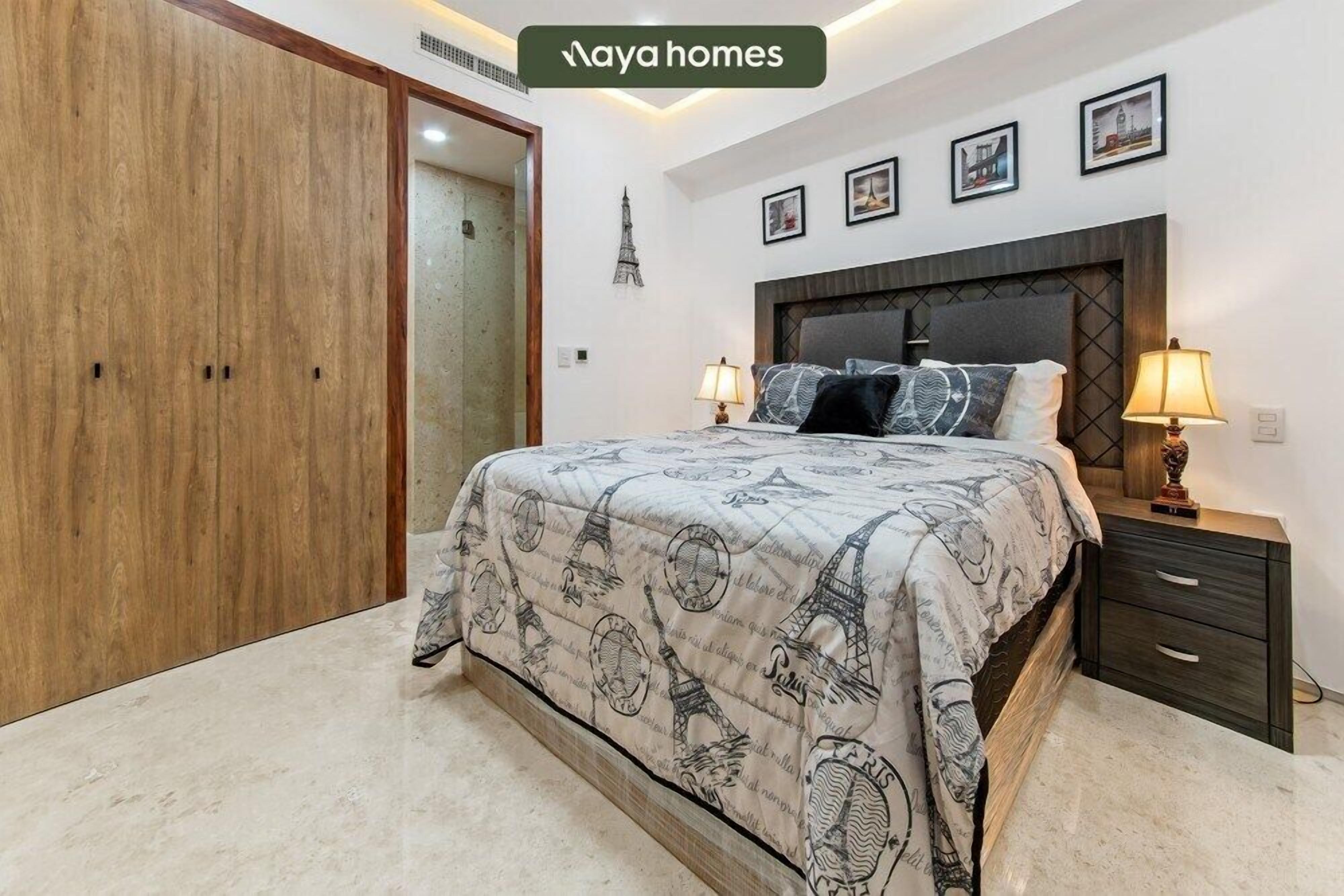 2 chambres, bureau, fer et planche à repasser, lit parapluie